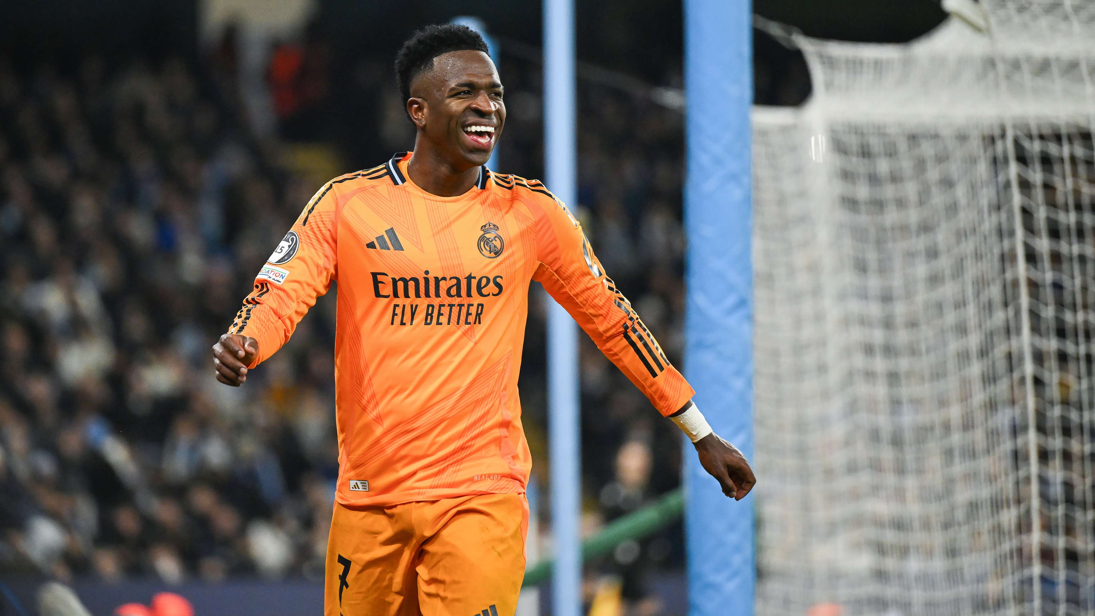 侧翼球员如 侧翼球员如