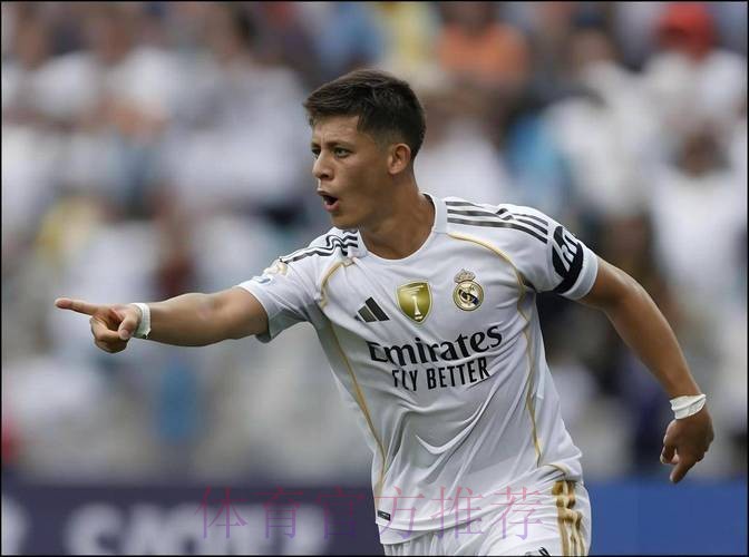 罗马诺:摩纳哥尝试租借塞巴略斯,皇马没有同意 罗马诺:摩纳哥尝试租借塞巴略斯,皇马没有同意